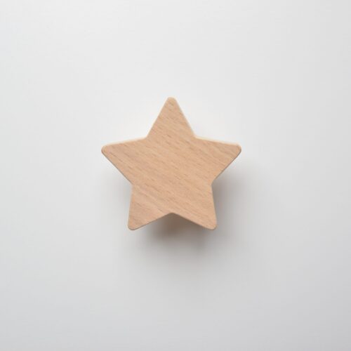 Patère pour enfant en bois forme étoile - petit modèle - FAB-FABRIK
