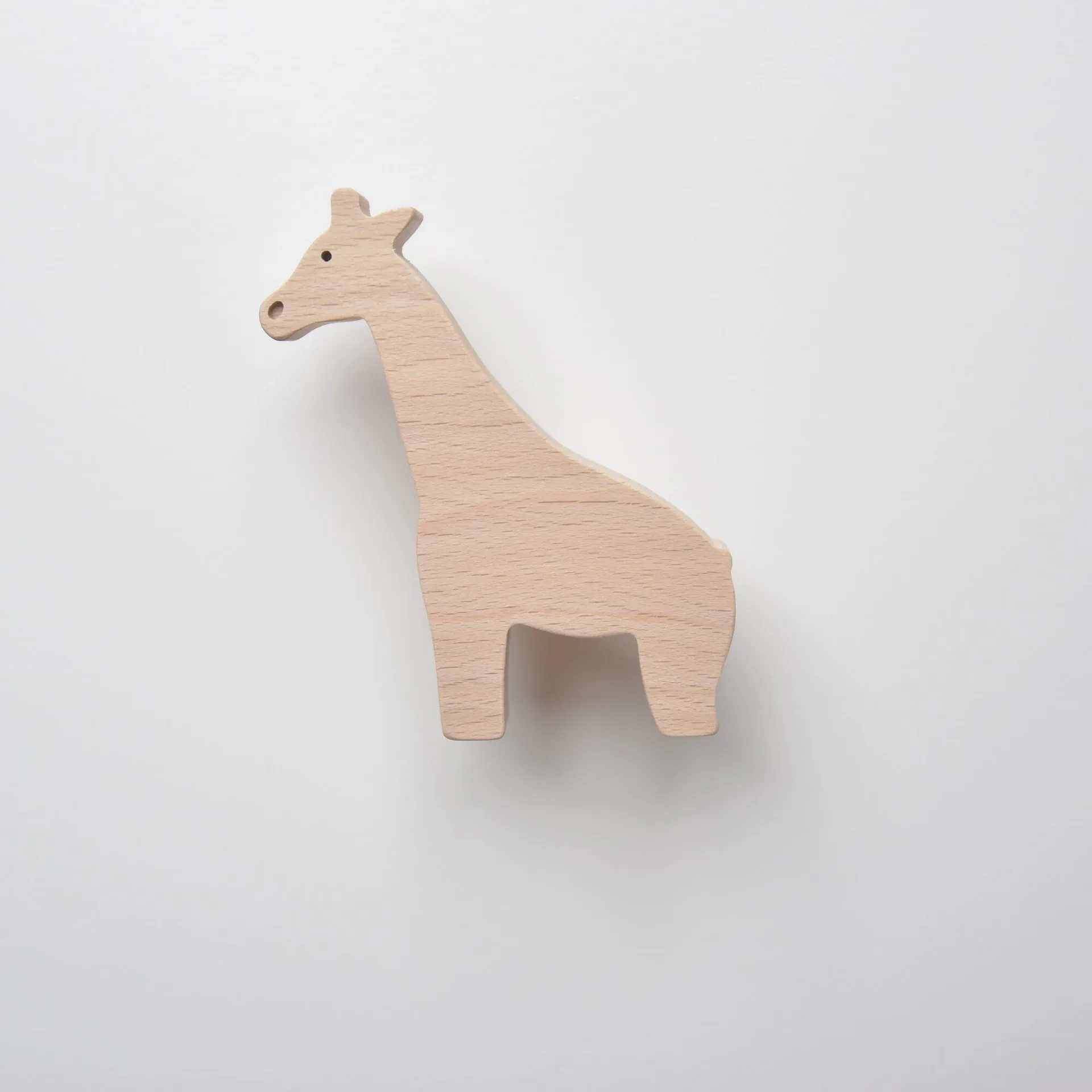 Gancho de pared con forma de jirafa - Animales africanos, safari, sabana, jungla - Gancho de madera para niños - Modelo grande, cabeza hacia la izquierda - FAB-FABRIK